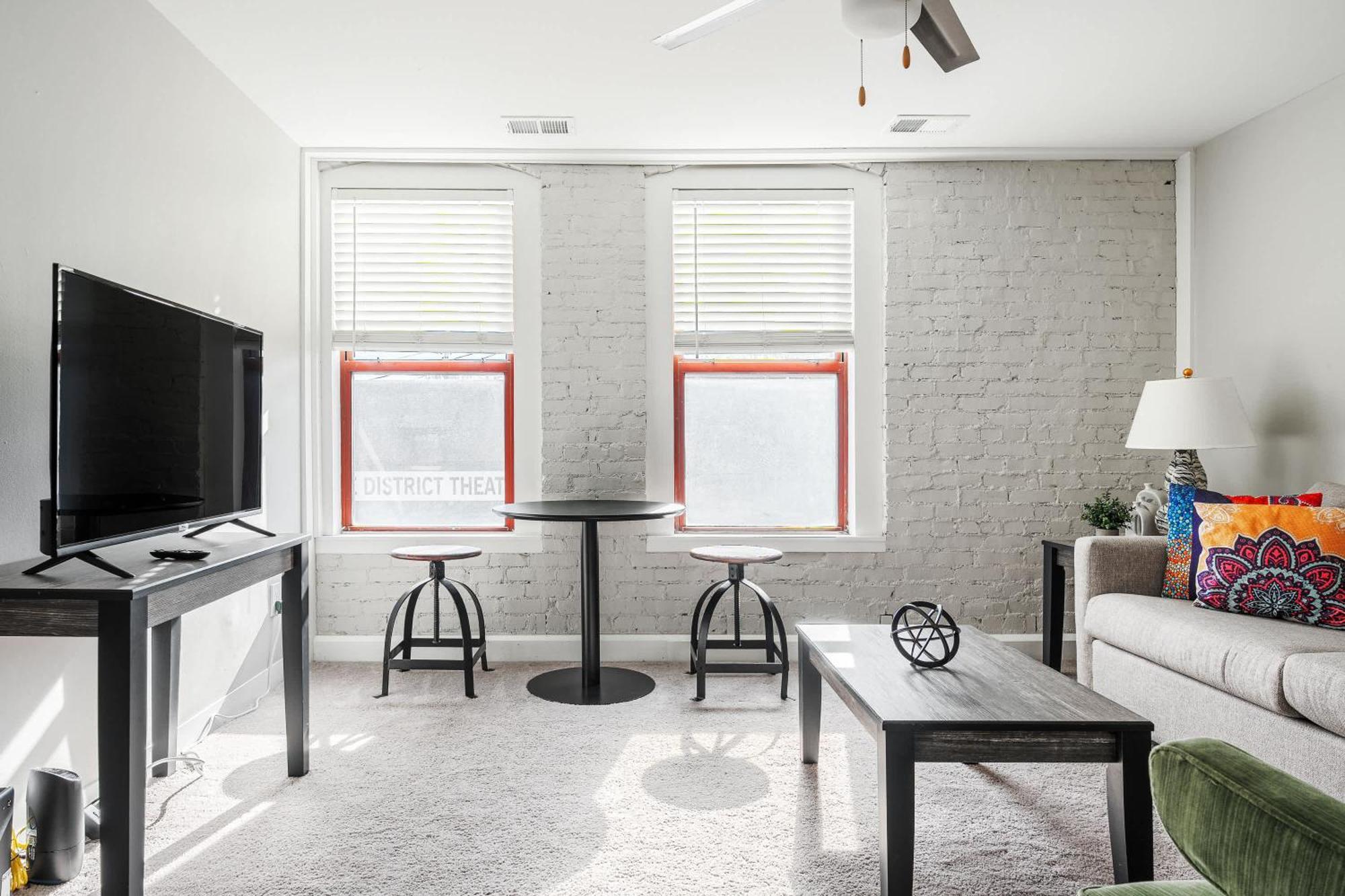 Modern Mass Ave 1Br Apartment With Kitchen Indianapolis Buitenkant foto