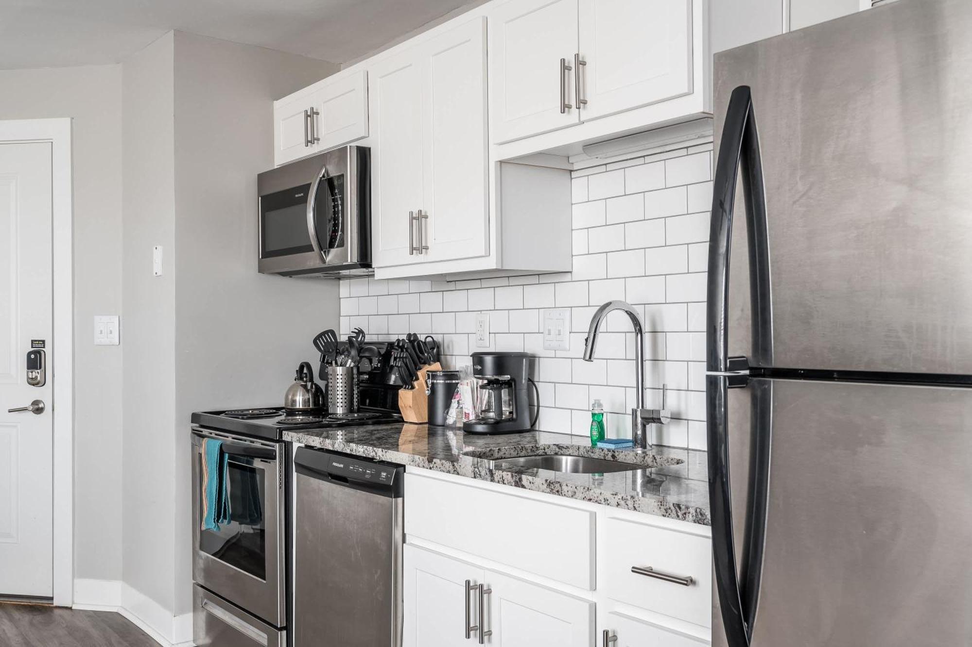 Modern Mass Ave 1Br Apartment With Kitchen Indianapolis Buitenkant foto