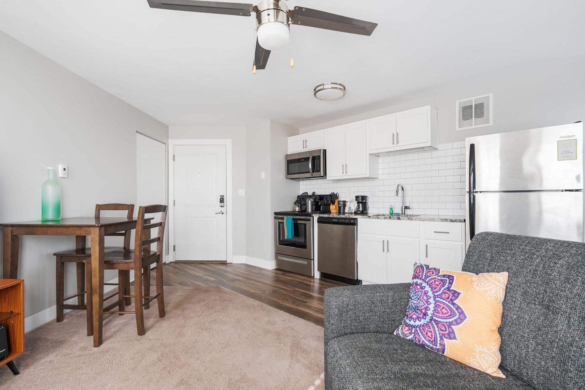 Modern Mass Ave 1Br Apartment With Kitchen Indianapolis Buitenkant foto