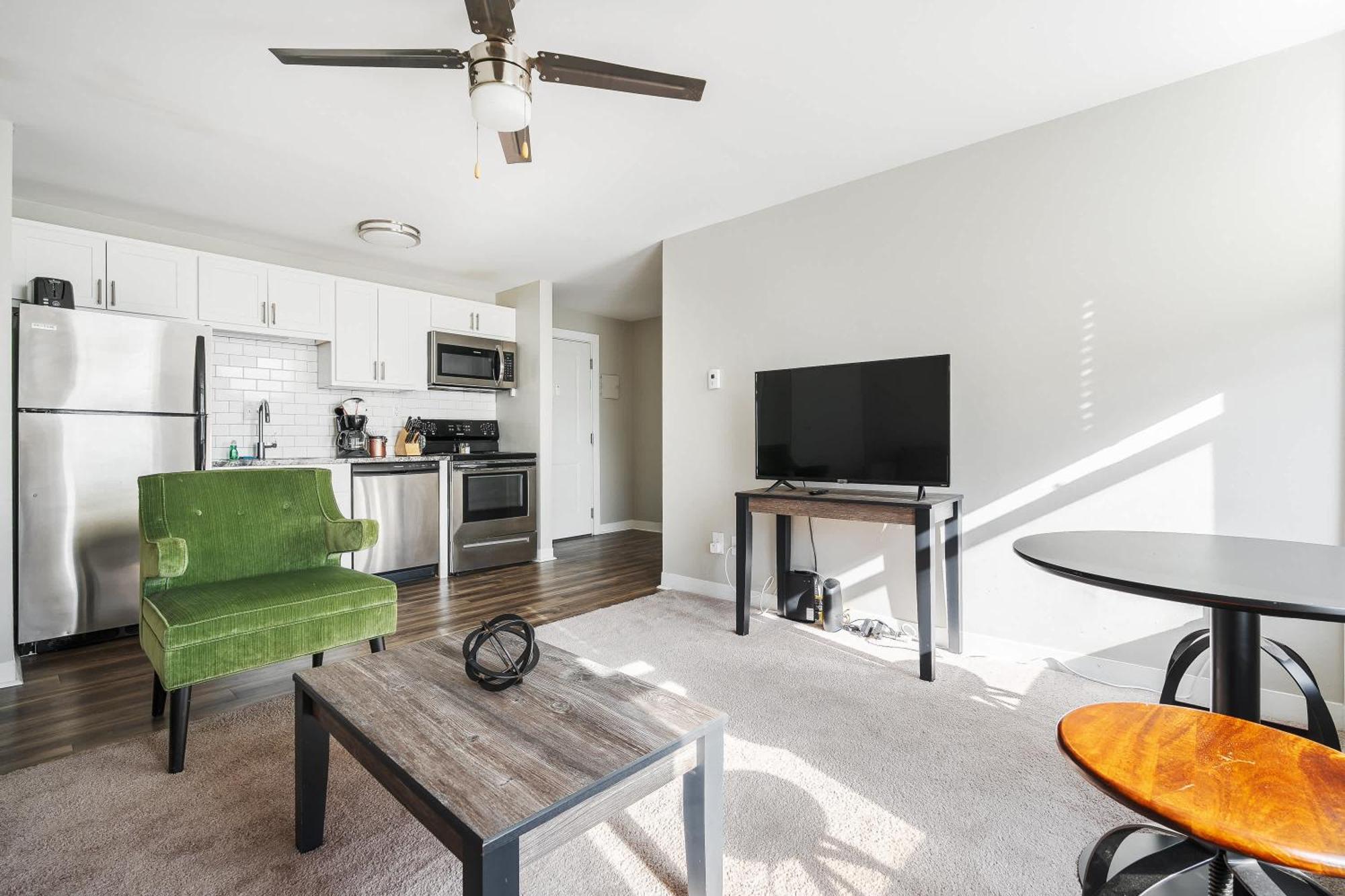 Modern Mass Ave 1Br Apartment With Kitchen Indianapolis Buitenkant foto
